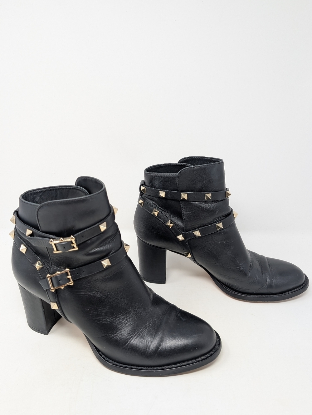 Valentino Garavani RockStud Ankle Boots Black Leather Moto Size 39